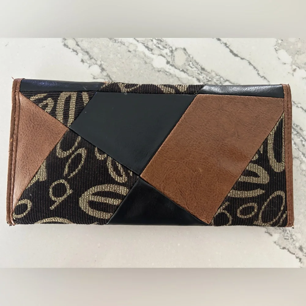 🌙🌸 Bebe Wallet 🌸🌙 - Picture 2 of 7